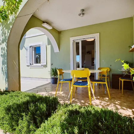 Dom wakacyjny Gorgeous In With Wifi Punta Križa